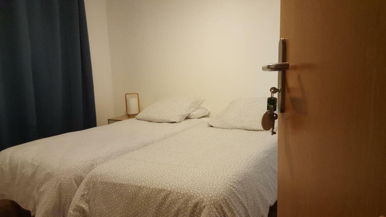 בזייה Hotel Confort מראה חיצוני תמונה