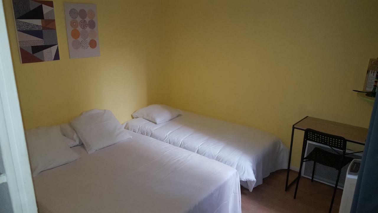 בזייה Hotel Confort מראה חיצוני תמונה